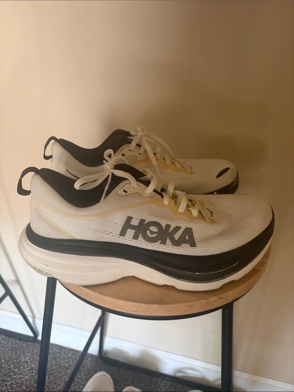 Men’s HOKA Bondi 8